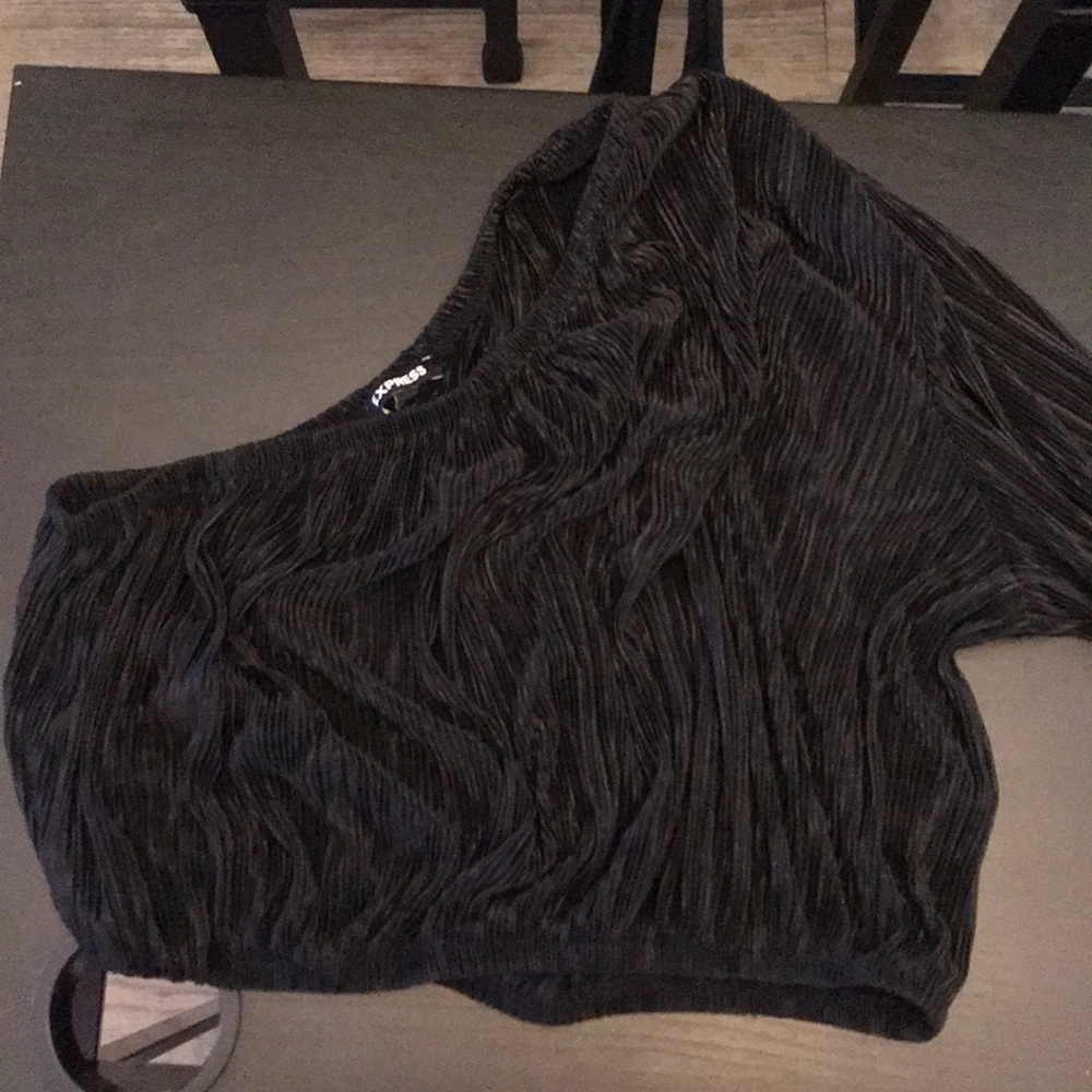 One Sleeve Pleated Black Crop Top
